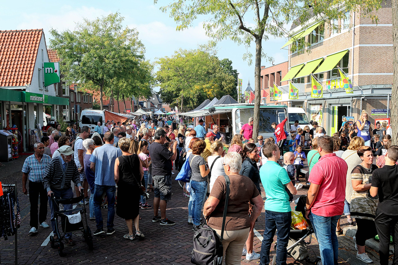 Waarom de jaarmarkt Steenbergen wél en de braderie in Halsteren niet