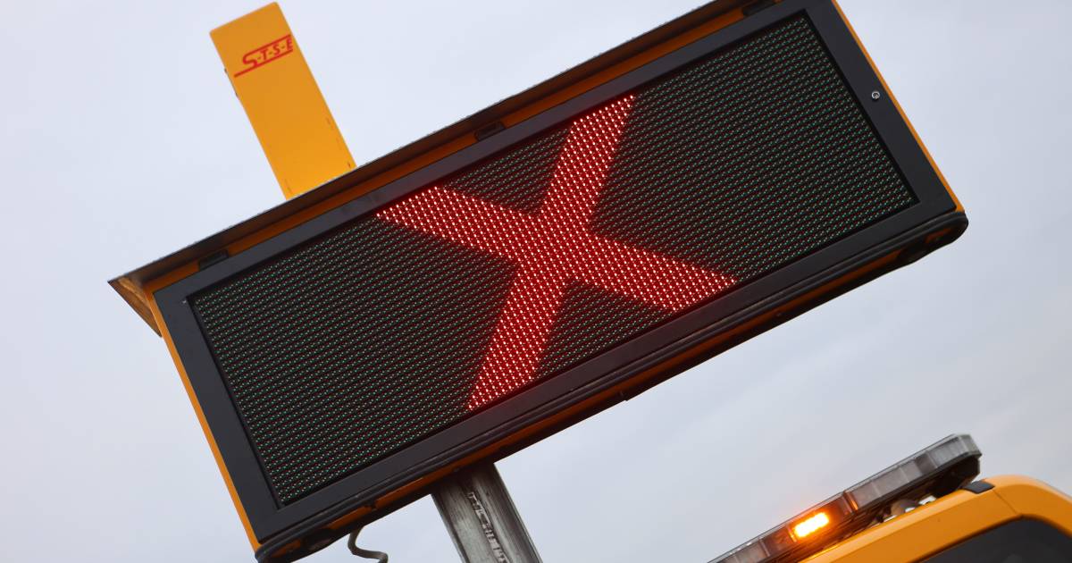 Ongeluk op A50 bij Ravenstein, meer dan uur vertraging.