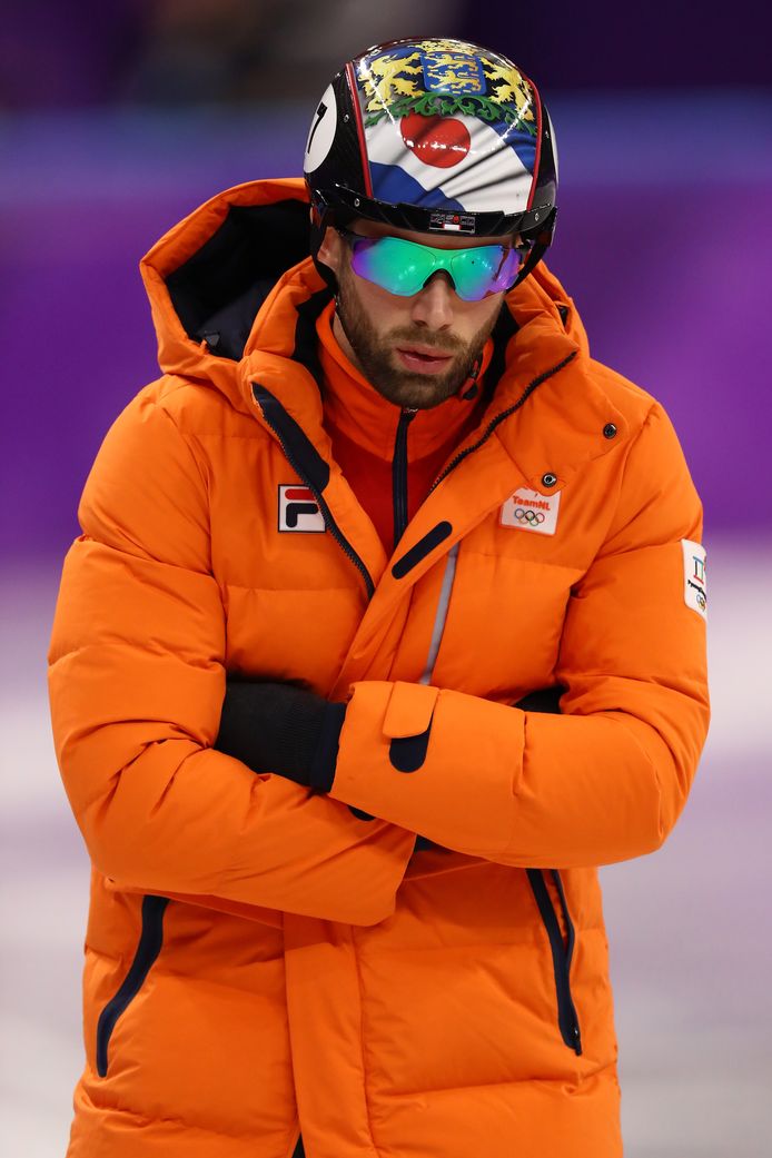 Daan Breeuwsma klopt de winnaar van olympisch goud van Vancouver, Charles Hamelin.