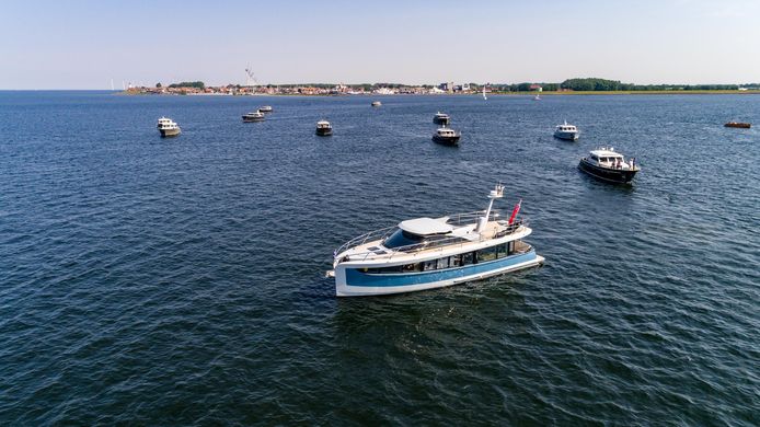 Jachten bij de haven van Urk.