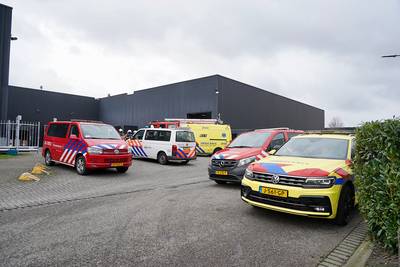 Man onwel na openen pakketje uit zeecontainer: bedrijfspand korte tijd ontruimd