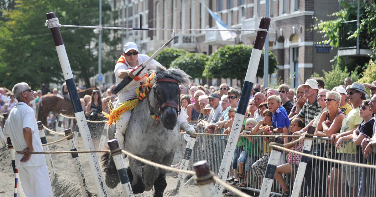 Sebastiaan Sturm wint ringrijden in Gapinge na felle strijd om de kleinste ring