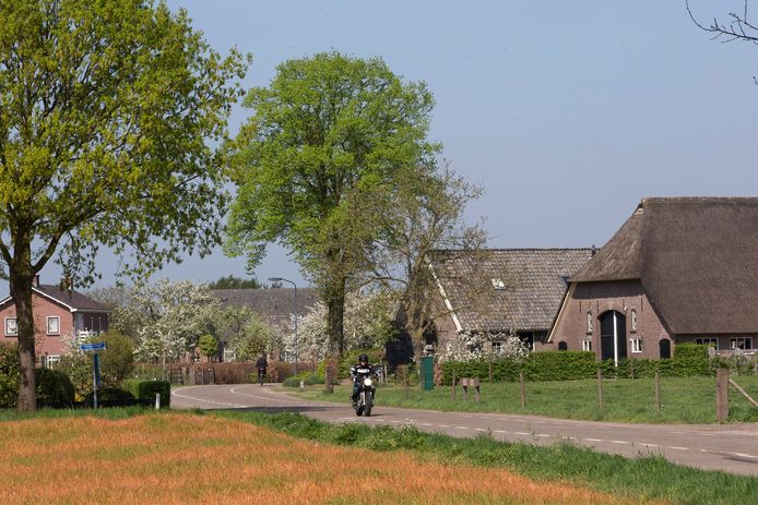 De Hoogstraat in Toldijk.