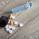 Nederlander opgepakt met 82 bolletjes heroïne in Wezet