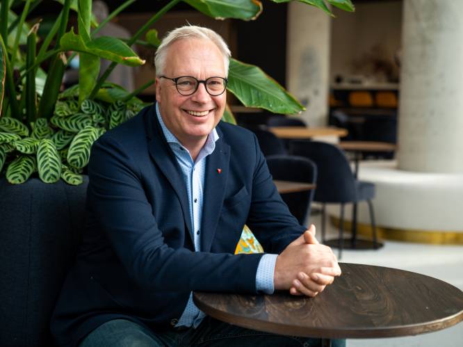 Peter Mertens maakte PVDA groot, maar is straks geen voorzitter meer: “Luisteren naar de mensen, dát is de eerste revolutionaire daad”