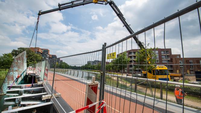 Brug De Freule in Apeldoorn krijgt eindelijk haar balkons terug