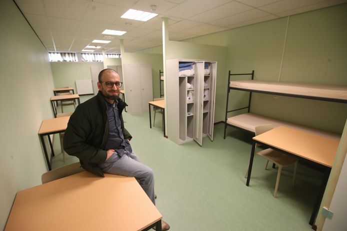 Kewan Osman in de COA-locatie in Helmond, waar veertig jongeren worden opgevangen