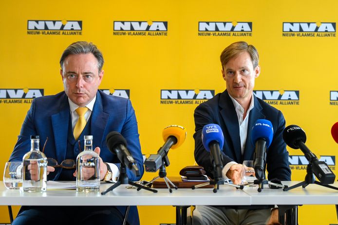 N-VA-voorzitter Bart De Wever en lijsttrekker Drieu Godefridi.