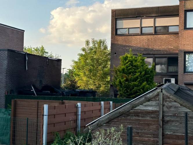 Schade aan woning in Stadionstraat na brand in bijkeuken 