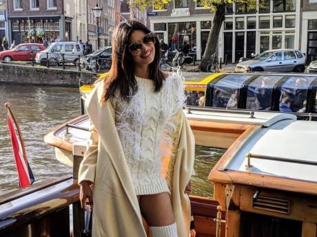Priyanka Chopra viert vrijgezellenfeest in Amsterdam