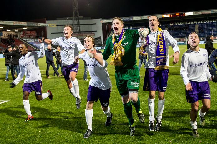 VVSB viert feest nadat het in 2016 ten koste van FC Den Bosch de halve finale van de KNVB-beker heeft bereikt.