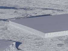 NASA treft op Antarctica perfect rechthoekige ijsberg aan