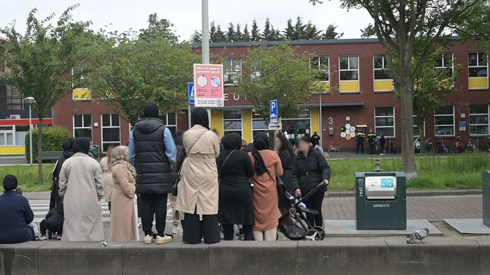 Onrust op schoolplein: ouders eisen duidelijkheid na aangifte van ...