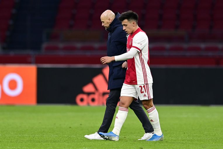 Ten Hag baalt van slechte eerste helft Ajax | Het Parool