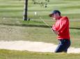 Lars van der Vight van Eindhovensche Golf in actie tegen Prise d'Eau op golfbaan The Duke in Nistelrode.
