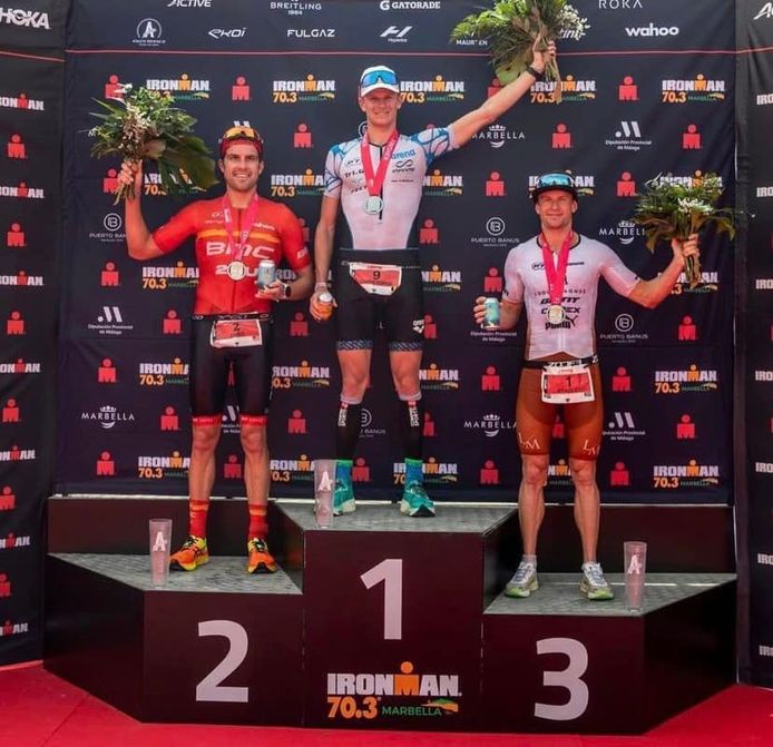 Christophe De Keyser pakte in Marbella zijn eerste Ironman-zege.