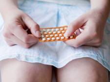 Le risque de thrombose plus élevé avec la pilule qu’avec le vaccin AstraZeneca: “Nous mettons peu les femmes en garde contre ce phénomène”
