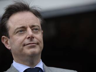 De Wever: "Begrijp frustratie van klimaatjongeren, maar nu betogen ze bijna tegen hun eigen levensstijl"