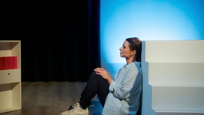 ‘Leven met een propeller op je rug’: theaterstuk over bipolariteit moet taboe doorbreken