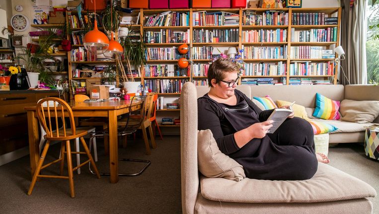 Volkskrant-columnist Asha ten Broeke. Beeld Jiri Buller
