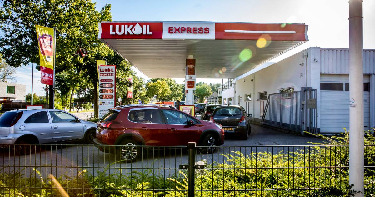 Nederlanders tanken weer massaal in België, maar let op voor je het