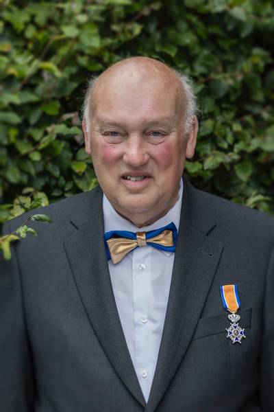 Koninklijke onderscheiding voor Wil van Kuijk, die van jongs af aan bezig was met trapveldjes en voe