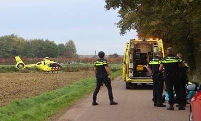 Ruiter zwaargewond door val van op hol geslagen paard in Biezenmortel, hardloopster stopt dier: ‘Hij