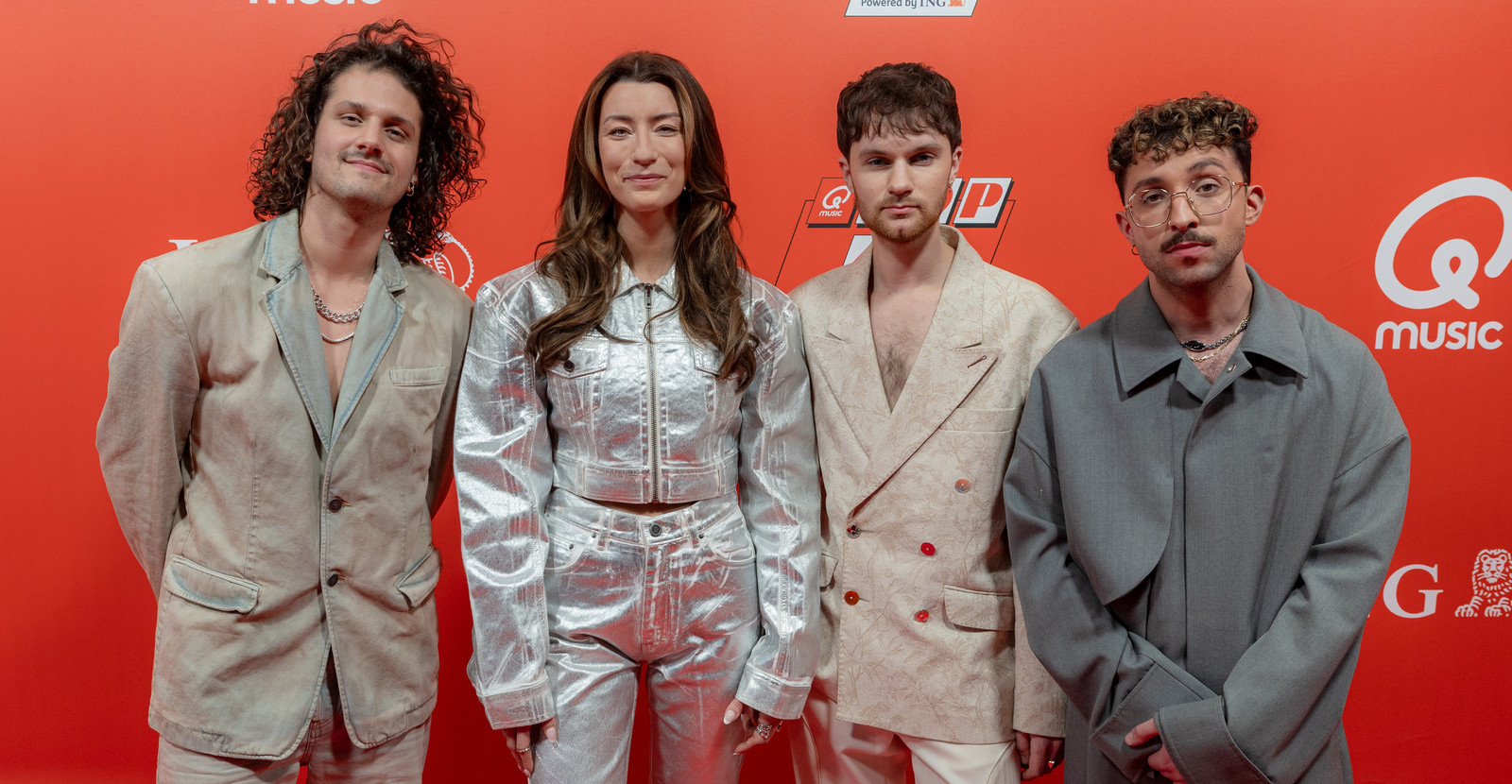 Rondé viert 10-jarig bestaan met concert in Afas Live | Foto | AD.nl