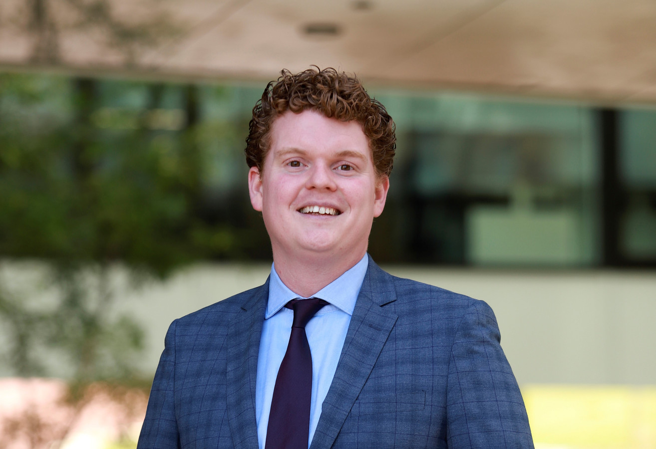 Antoon maakt op zijn 32ste grote kans op Eerste Kamerzetel ‘Dat werk