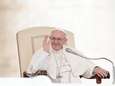 Paus geeft "ernstige fouten" toe na misbruikschandaal in Chili