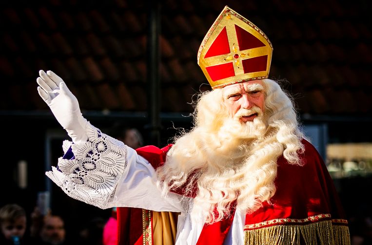 Tradities als Sinterklaas maken dat mensen zich verbonden voelen met Nederland. Beeld ANP
