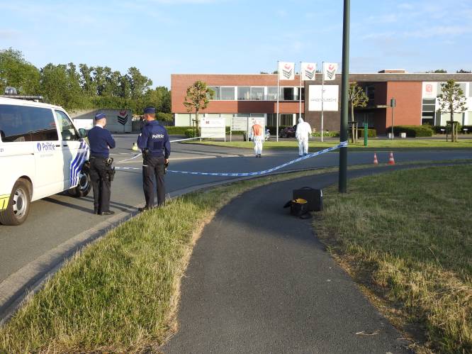 Politie schiet op vluchtende wagen in Aalter: bestuurder vluchtte omdat hij illegaal is