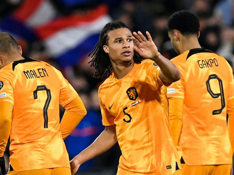 Sputterend Oranje maakt er drie tegen tien Gibraltarezen