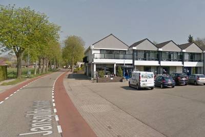 Agenten hebben gesproken met wielrenners die bij verkeersruzie inzittenden auto mishandelden