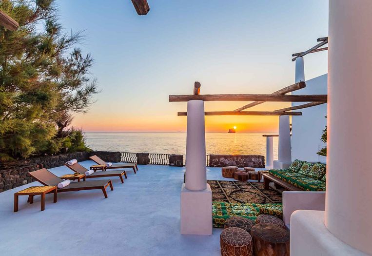 Het zomerverblijf van Dolce&Gabbana staat te koop. Beeld Lionard Luxury Real Estate