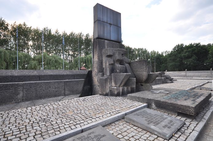 Het herdenkingsmonument in het voormalige concentratiekamp Auschwitz-Birkenau II.