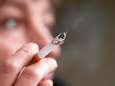 Nieuwe studie suggereert dat rokers minder vaak ziek worden na besmetting met Covid-19