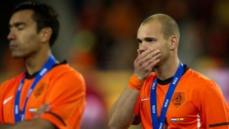 Gouden Bal Forlan Zilveren Bal Voor Sneijder Het Parool