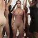 Kim Kardashian corrigeert niet alleen haar figuur, maar ook de naam van haar kledinglijn
