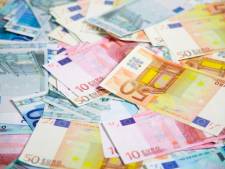 “Un geste incroyable”: il trouve une enveloppe avec près de 3.000 euros en liquide et la remet à la police