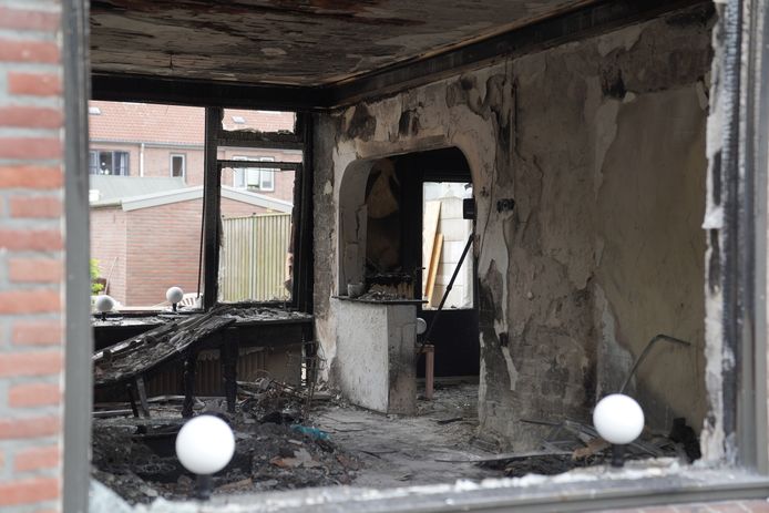 Enorme ravage in woning aan Moreelselaan in Eindhoven na aanslag.