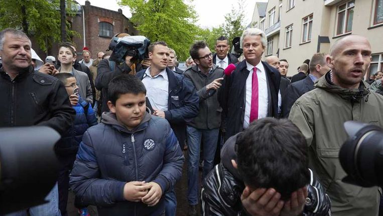 Geert Wilders bezoekt de Schilderswijk. Beeld anp