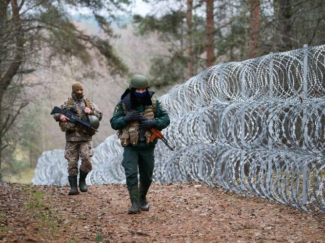 Prikkeldraad, mijnen en meer dan 1.000 betonnen bunkers: NAVO-landen in oosten van Europa bereiden zich in allerijl voor op Russische invasie