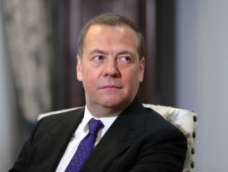 Russisch ex-president Medvedev: “Zonder kernwapens zou Rusland al uit elkaar gescheurd zijn”