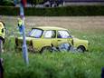 Bij een ernstig ongeval aan de Rijksweg tussen Gaanderen en Doetinchem zijn meerdere gewonden gevallen. De Trabant uit 1976 werd van achteren aangereden waardoor de auto doorschoot het fietspad op.