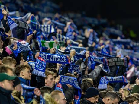 PEC Zwolle verkoopt recordaantal seizoenkaarten: ‘Te  danken aan goede sfeer’