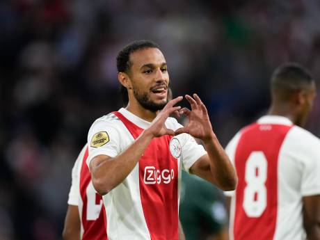 Wervelend Ajax rekent al voor rust af met gepromoveerd NEC en grijpt koppositie