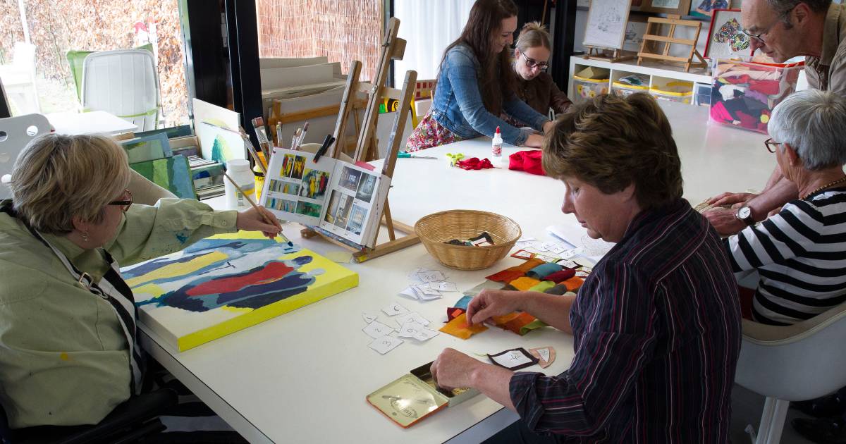 Mierds zorgatelier Buiten verhuist om voeten droog te houden