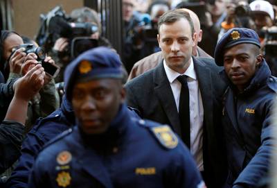 Oscar Pistorius sort de prison vendredi: “Il n’a pas le droit de donner des interviews aux médias”