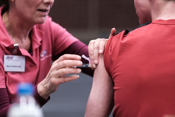 Een inenting in het kader van het Rijksvaccinatieprogramma